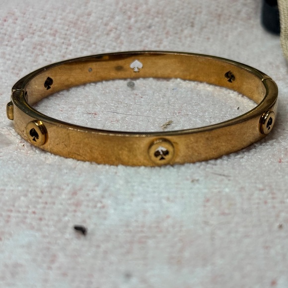 Kate Spade New York Spot The Spade Studded Hinged Bangle - Picture 4 of 5